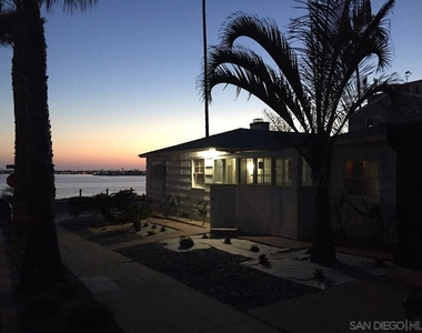 3403 Riviera - Photo Thumbnail 5