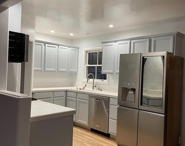 3403 Riviera - Photo Thumbnail 4