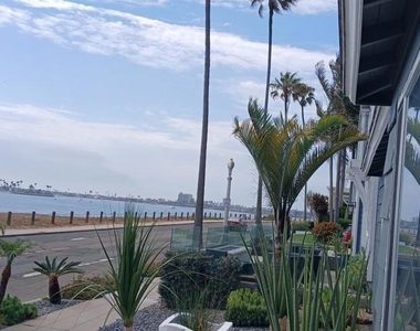 3403 Riviera - Photo Thumbnail 16