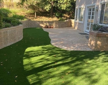 580 Winncastle Street - Photo Thumbnail 19