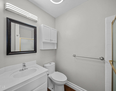 561 Walter Avenue - Photo Thumbnail 24