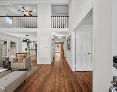 561 Walter Avenue - Photo Thumbnail 3