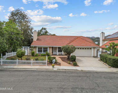 561 Walter Avenue - Photo Thumbnail 1