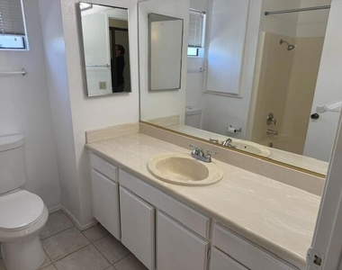 34153 Emily Way - Photo Thumbnail 18