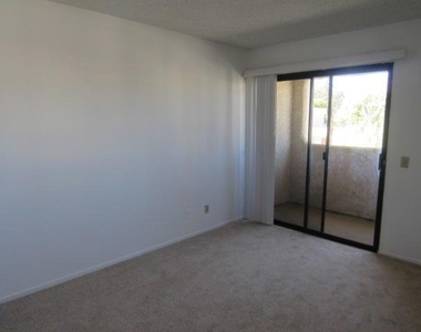 34153 Emily Way - Photo Thumbnail 3
