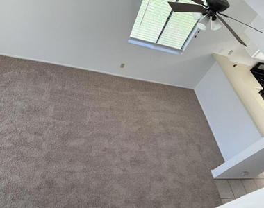 34153 Emily Way - Photo Thumbnail 7