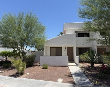 34153 Emily Way - Photo Thumbnail 11
