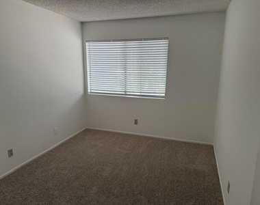 34153 Emily Way - Photo Thumbnail 15