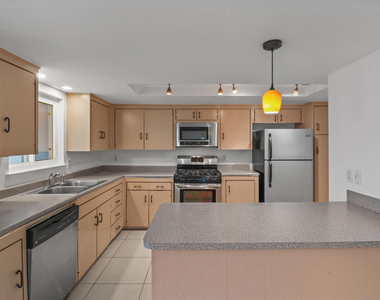 2518 S Sierra Madre - Photo Thumbnail 14