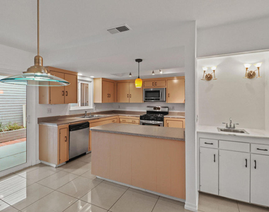 2518 S Sierra Madre - Photo Thumbnail 13