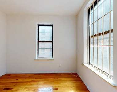 East 5th Street - Photo Thumbnail 9