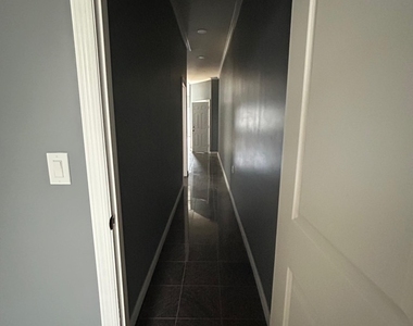 298 Cooper Street - Photo Thumbnail 4