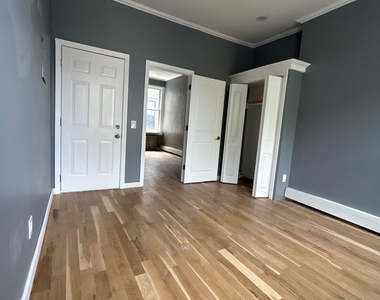 298 Cooper Street - Photo Thumbnail 2