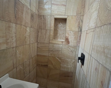 298 Cooper Street - Photo Thumbnail 3