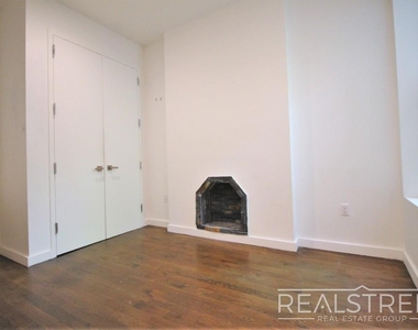 911 Jefferson Avenue - Photo Thumbnail 7