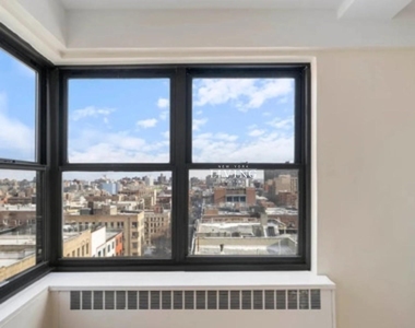Grand Concourse - Photo Thumbnail 9