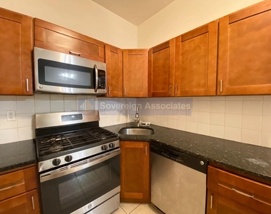 280 Fort Washington Avenue - Photo Thumbnail 4