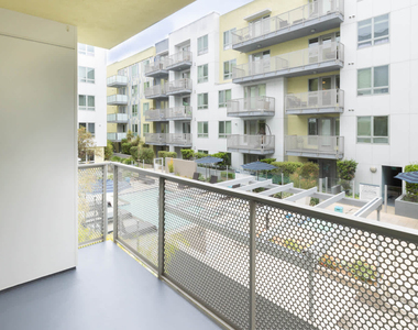 5031 Fair Ave - Photo Thumbnail 43