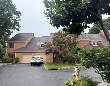 75 Greenway Close - Photo Thumbnail 1