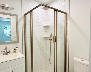45 Yale Drive - Photo Thumbnail 10