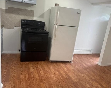 1032 Union Boulevard - Photo Thumbnail 4