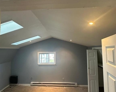1032 Union Boulevard - Photo Thumbnail 2