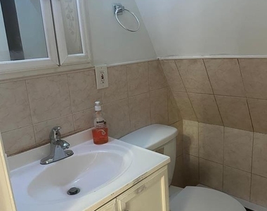 1032 Union Boulevard - Photo Thumbnail 8