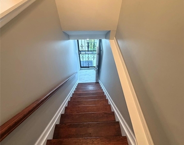 147-15 225th Street - Photo Thumbnail 2