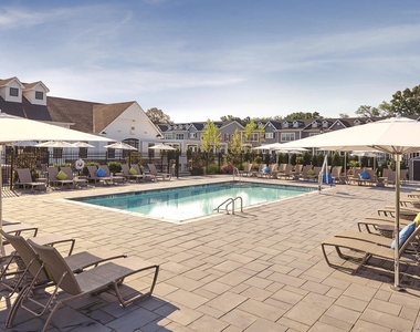 500 Sutton Court - Photo Thumbnail 2
