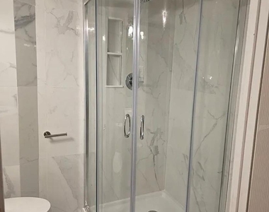 2 Hill Park Avenue - Photo Thumbnail 9