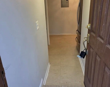 2 Hill Park Avenue - Photo Thumbnail 1