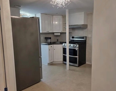 2 Hill Park Avenue - Photo Thumbnail 2