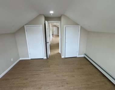 20 Monroe Street - Photo Thumbnail 1