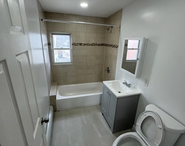 20 Monroe Street - Photo Thumbnail 3