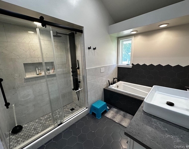 26 Canterbury Road - Photo Thumbnail 6