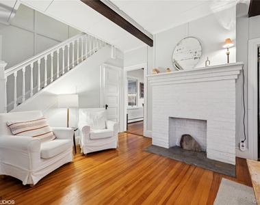 3725 Wickham Avenue - Photo Thumbnail 6