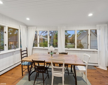 3725 Wickham Avenue - Photo Thumbnail 10