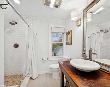 3725 Wickham Avenue - Photo Thumbnail 13