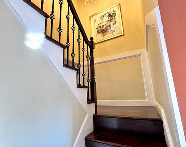 15 Manors Drive - Photo Thumbnail 12