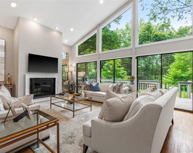 52 Talcott Road - Photo Thumbnail 7