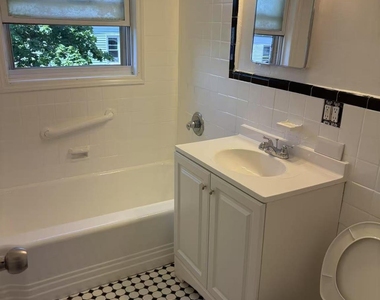 87-11 57th Avenue - Photo Thumbnail 12