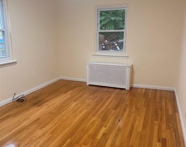 76-41 170th Street - Photo Thumbnail 6