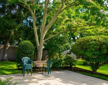 1777 Stone Avenue - Photo Thumbnail 5