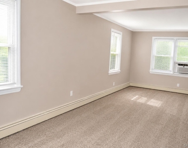 1777 Stone Avenue - Photo Thumbnail 12