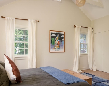 2395 Jackson Street - Photo Thumbnail 7