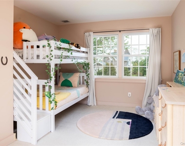 2395 Jackson Street - Photo Thumbnail 9