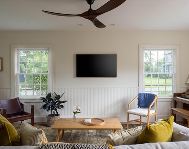 2395 Jackson Street - Photo Thumbnail 4