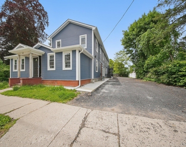 14 Yankee Place - Photo Thumbnail 7