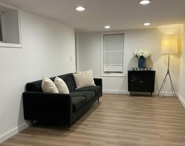 207 Prospect Avenue - Photo Thumbnail 9