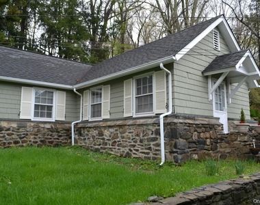 205 Waccabuc Road - Photo Thumbnail 2